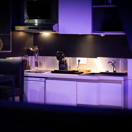 Room, L'interdit